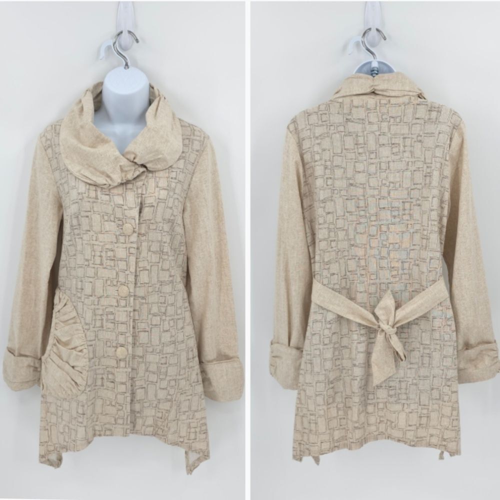 Firmiana Lagenlook Linen Blend Jacket Artsy Pockets Button Front Sharkbite Hem